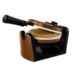 Oster CKSTWFBF10WO-ECO DuraCeramic Flip Waffle Maker